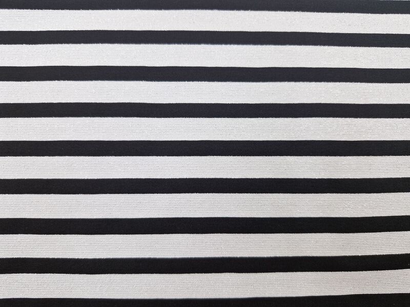 695